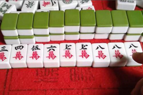 给大家爆料一下打哈儿麻将开挂神器—真实可以装挂