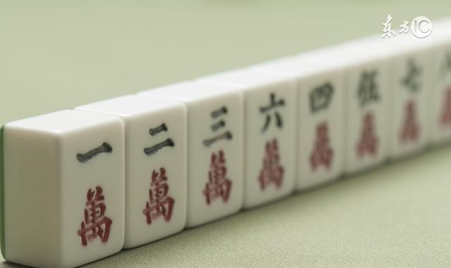 终于懂了！娱网皮球麻将神器(将怎样比较容易赢)