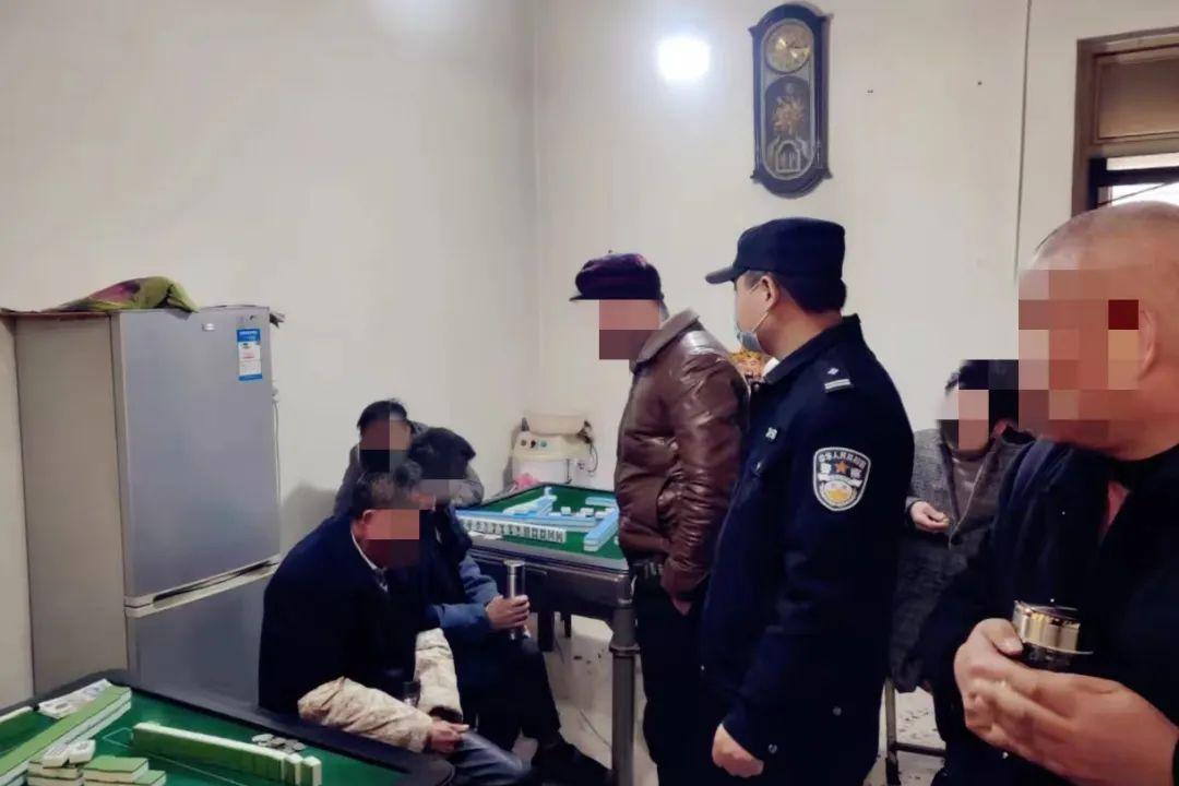 2分钟秒懂！红心无锡麻将确实真的有挂(如何才能赢)