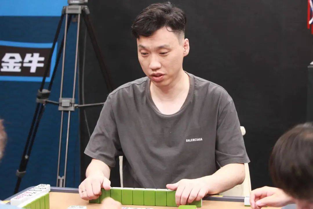 一分钟教你“熟人五人牛牛怎么打能包赢”其实确实有挂 